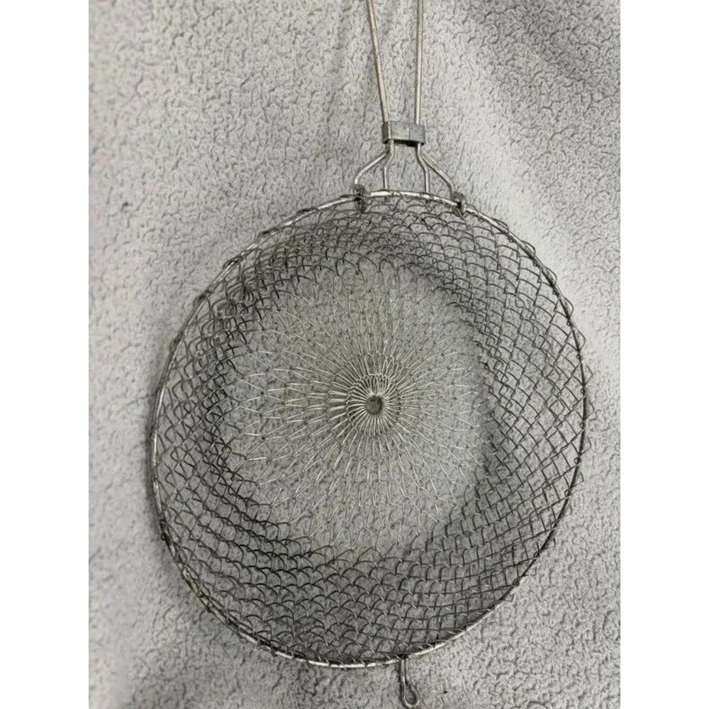 Vintage Collapsible Wire Mesh Strainer Basket Folding French Fry Skimmer VTG